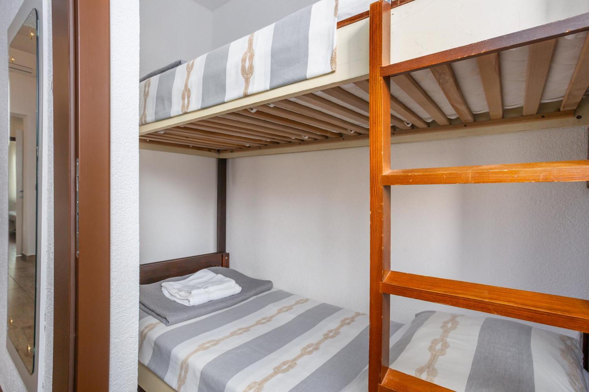 Pinezići Apartments Villa Temer מראה חיצוני תמונה